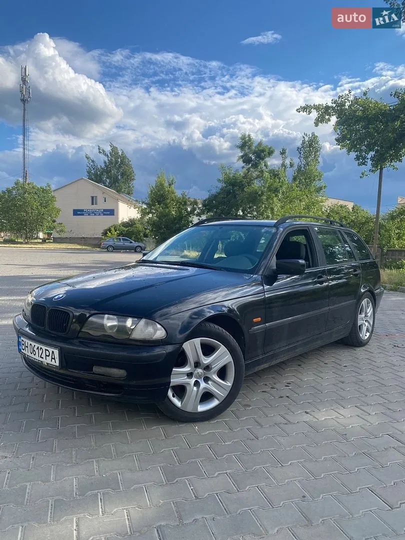 BMW 3 Series, 2001