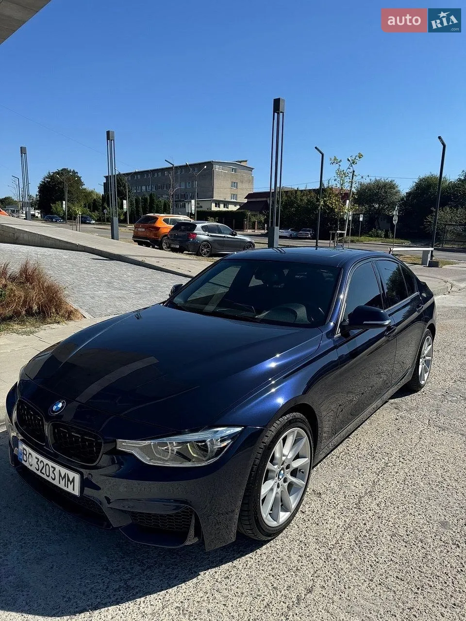 BMW 3 Series, 2016