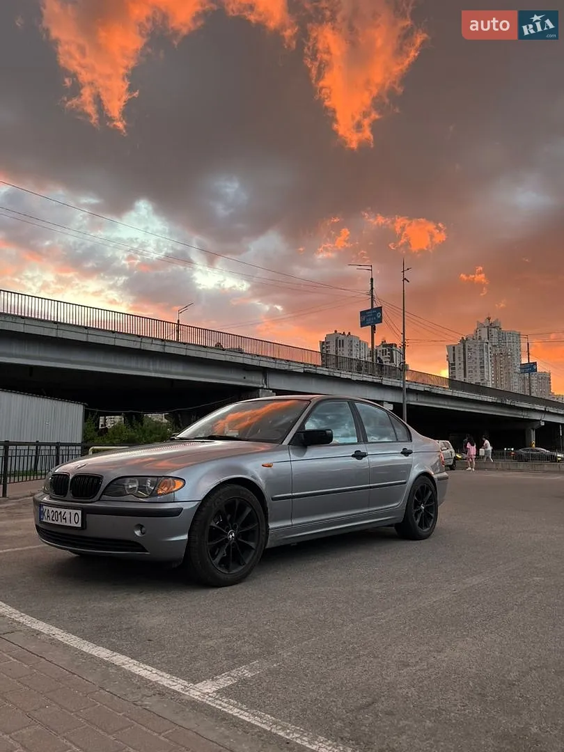 BMW 3 Series, 2004