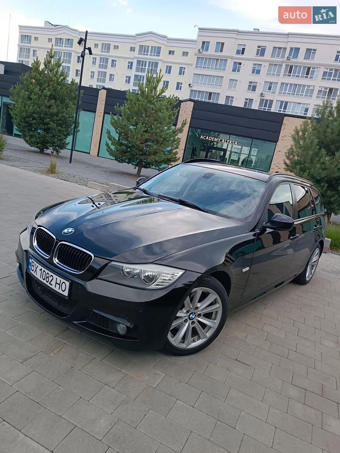 BMW 3 Series, 2011