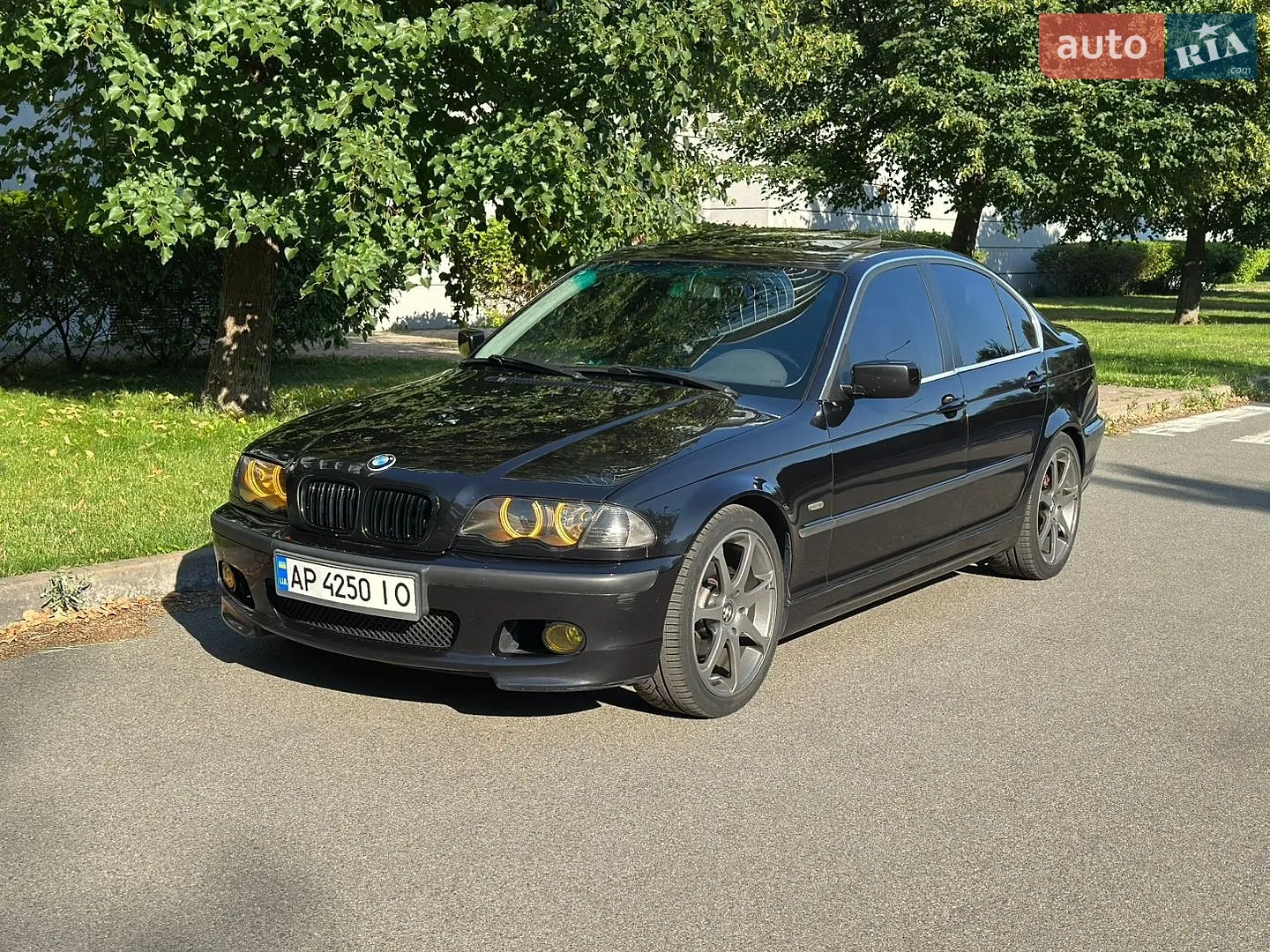 BMW 3 Series, 1998