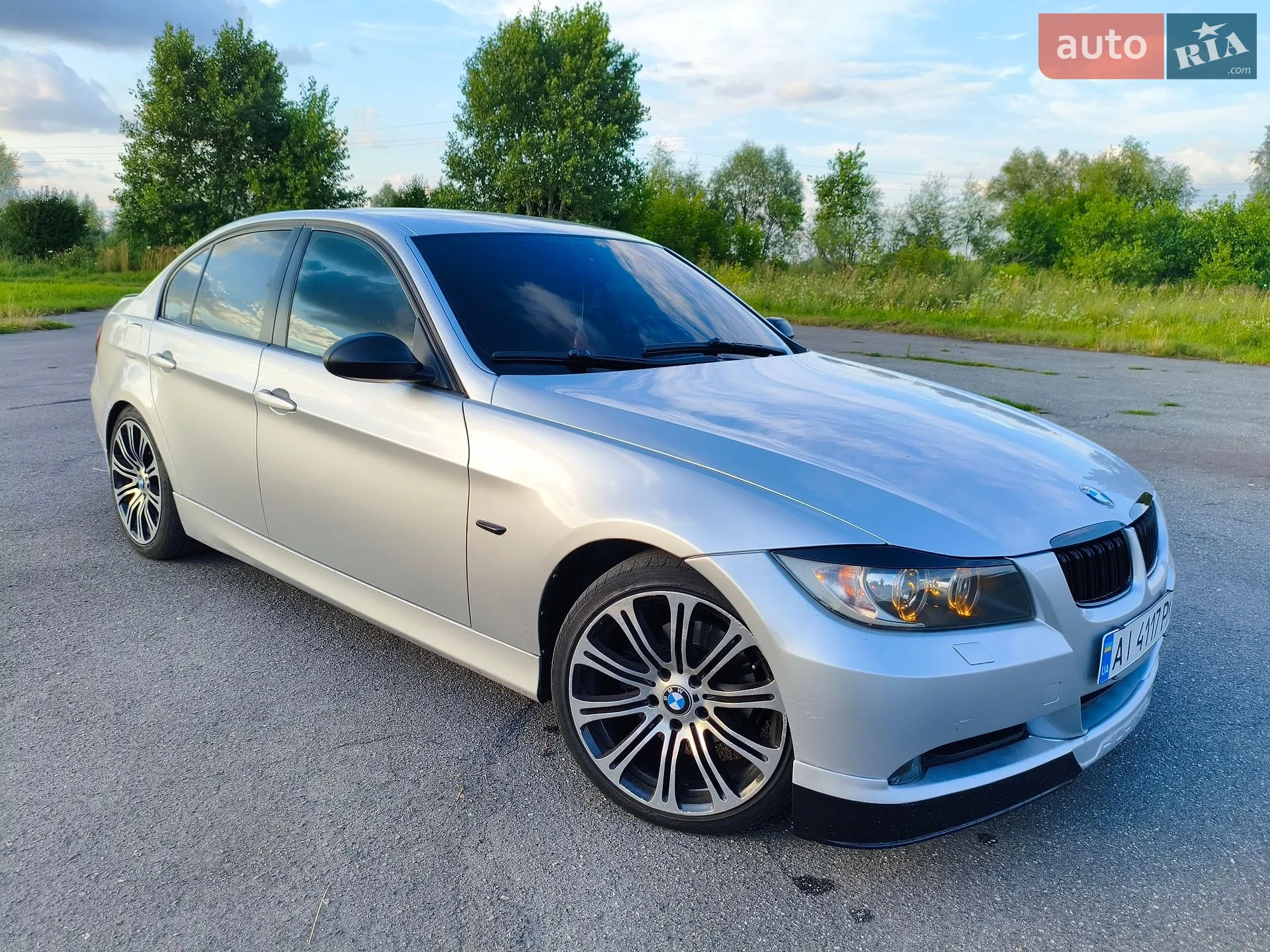 BMW 3 Series, 2005