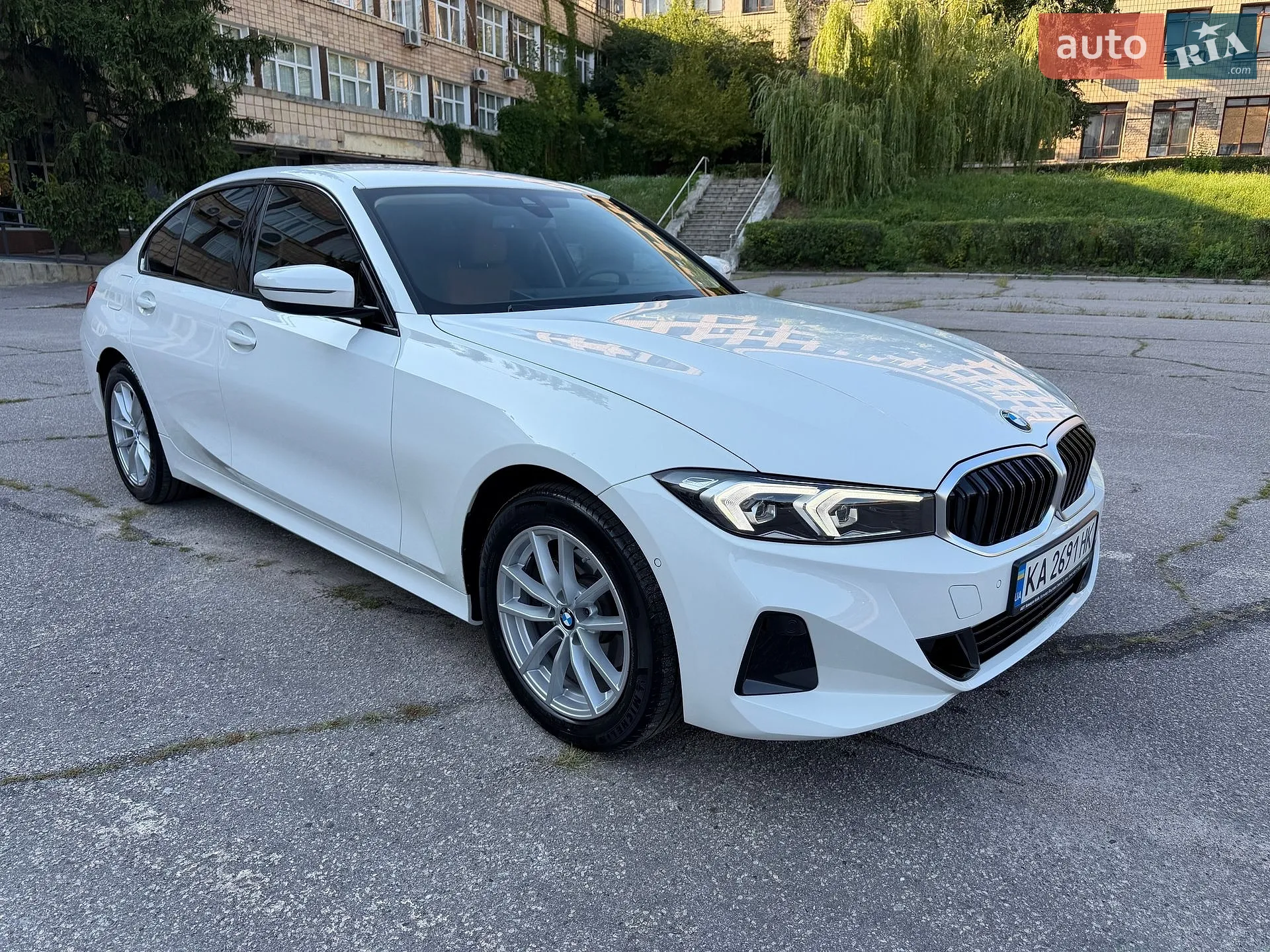 BMW 3 Series, 2024
