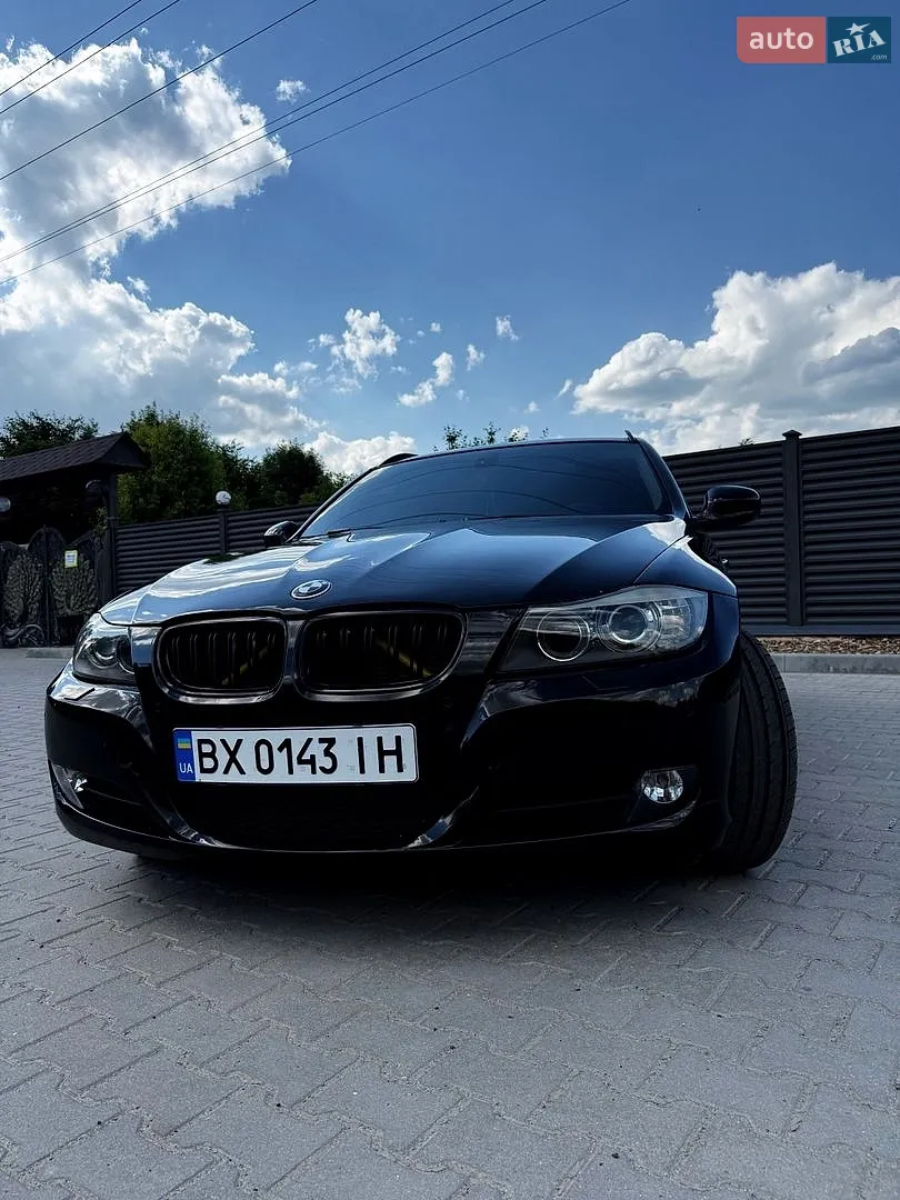 BMW 3 Series, 2011
