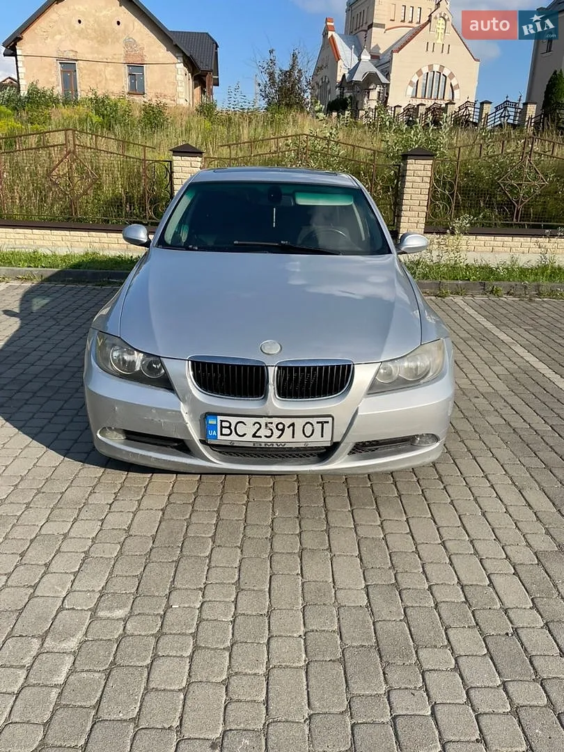 BMW 3 Series, 2005