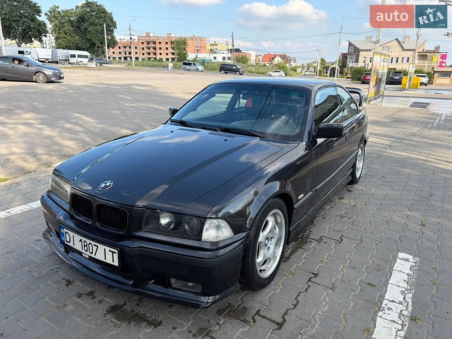 BMW 3 Series, 1993
