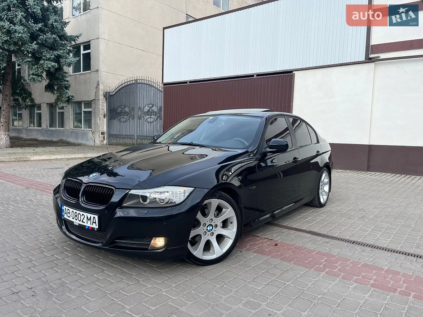 BMW 3 Series, 2009