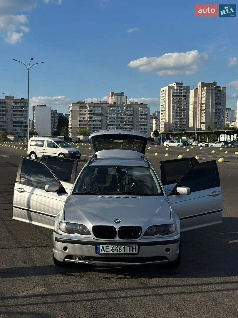 BMW 3 Series, 2004