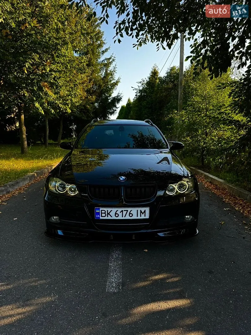 BMW 3 Series, 2005