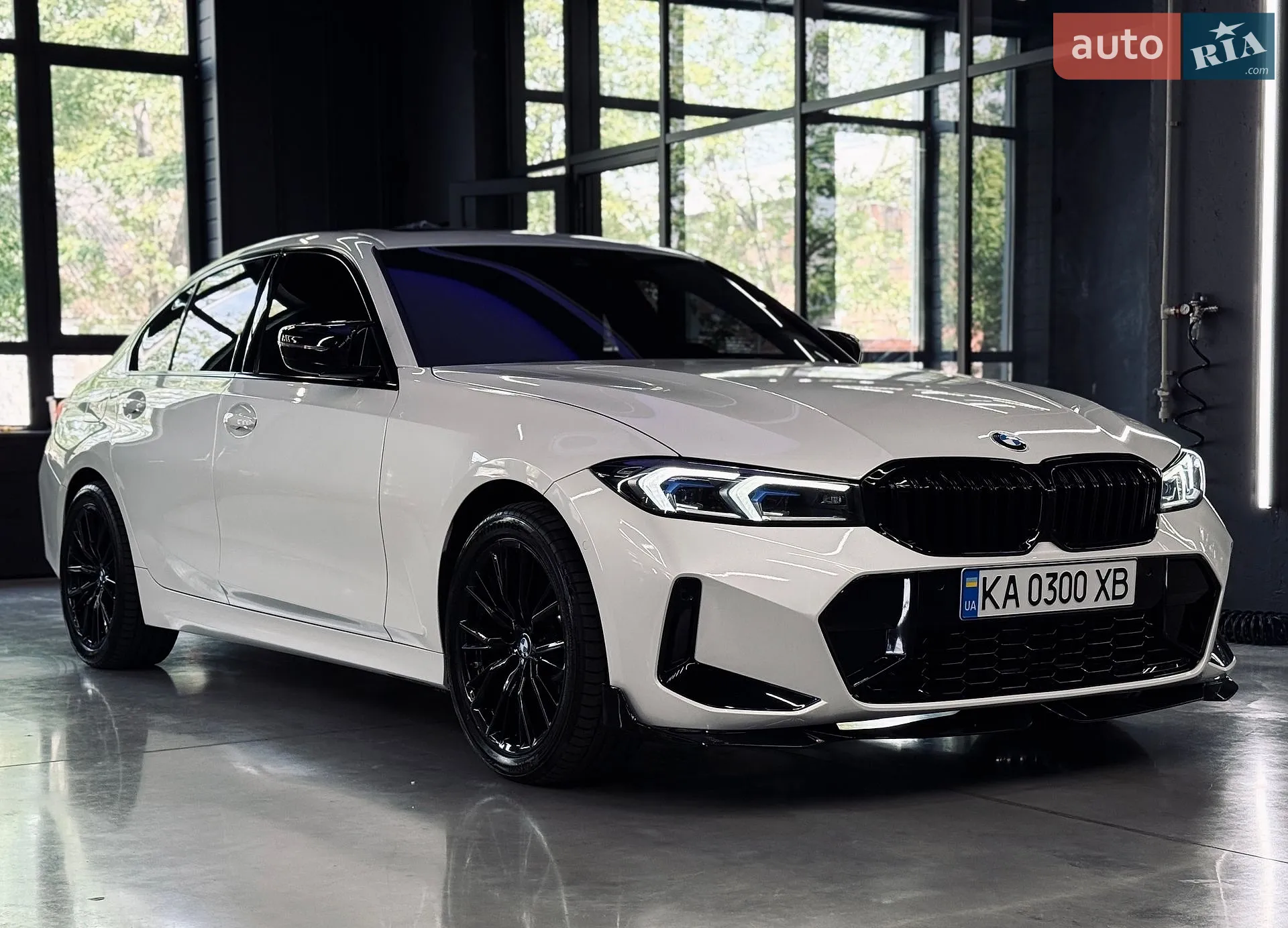 BMW 3 Series, 2023