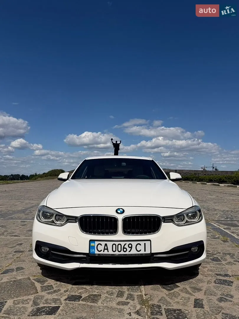 BMW 3 Series, 2018