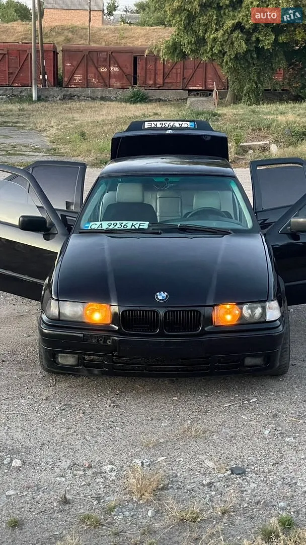 BMW 3 Series, 1995
