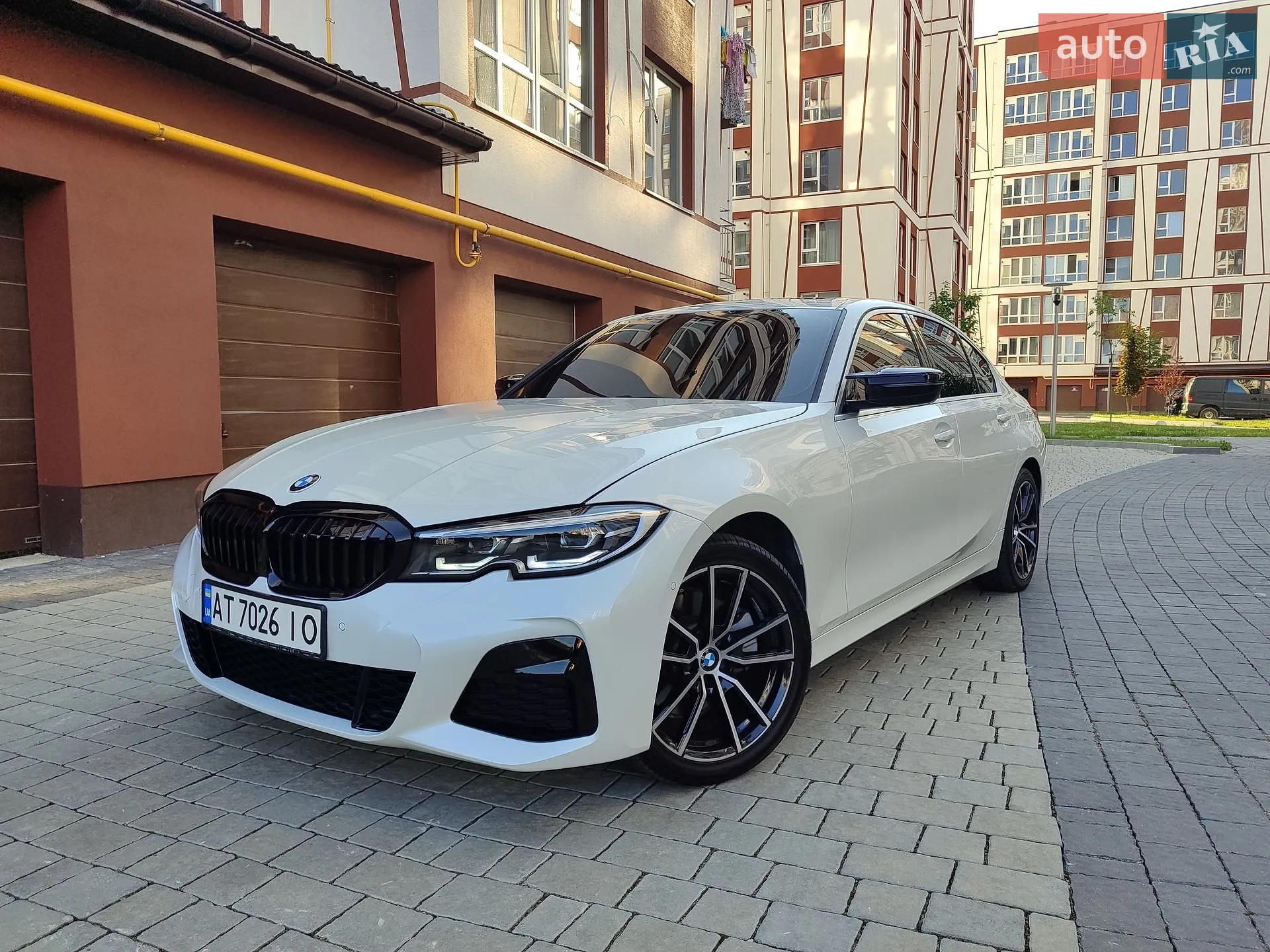 BMW 3 Series, 2019