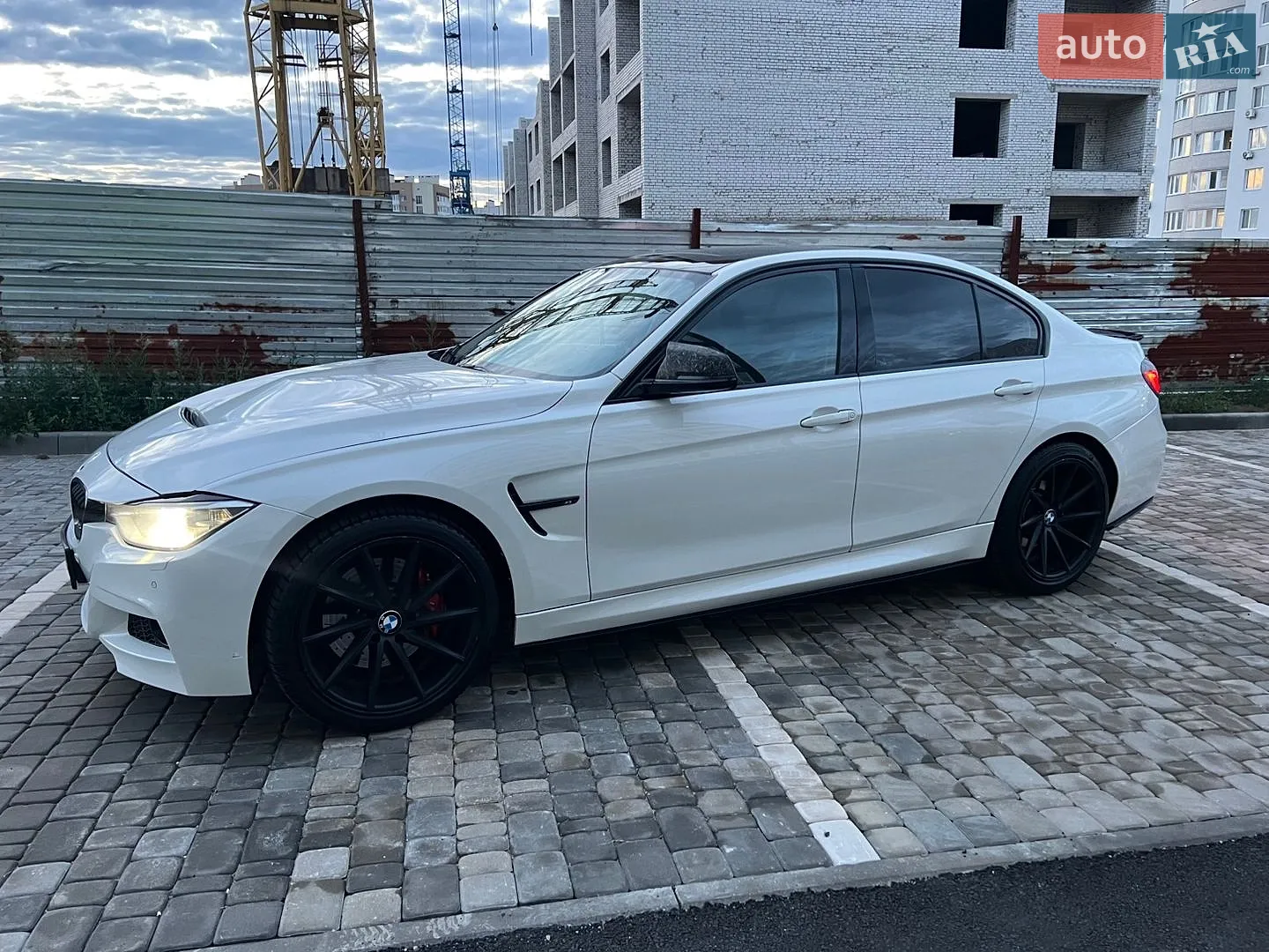 BMW 3 Series, 2015
