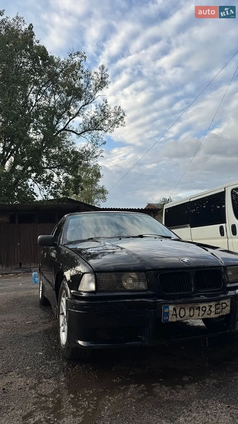 BMW 3 Series, 1992