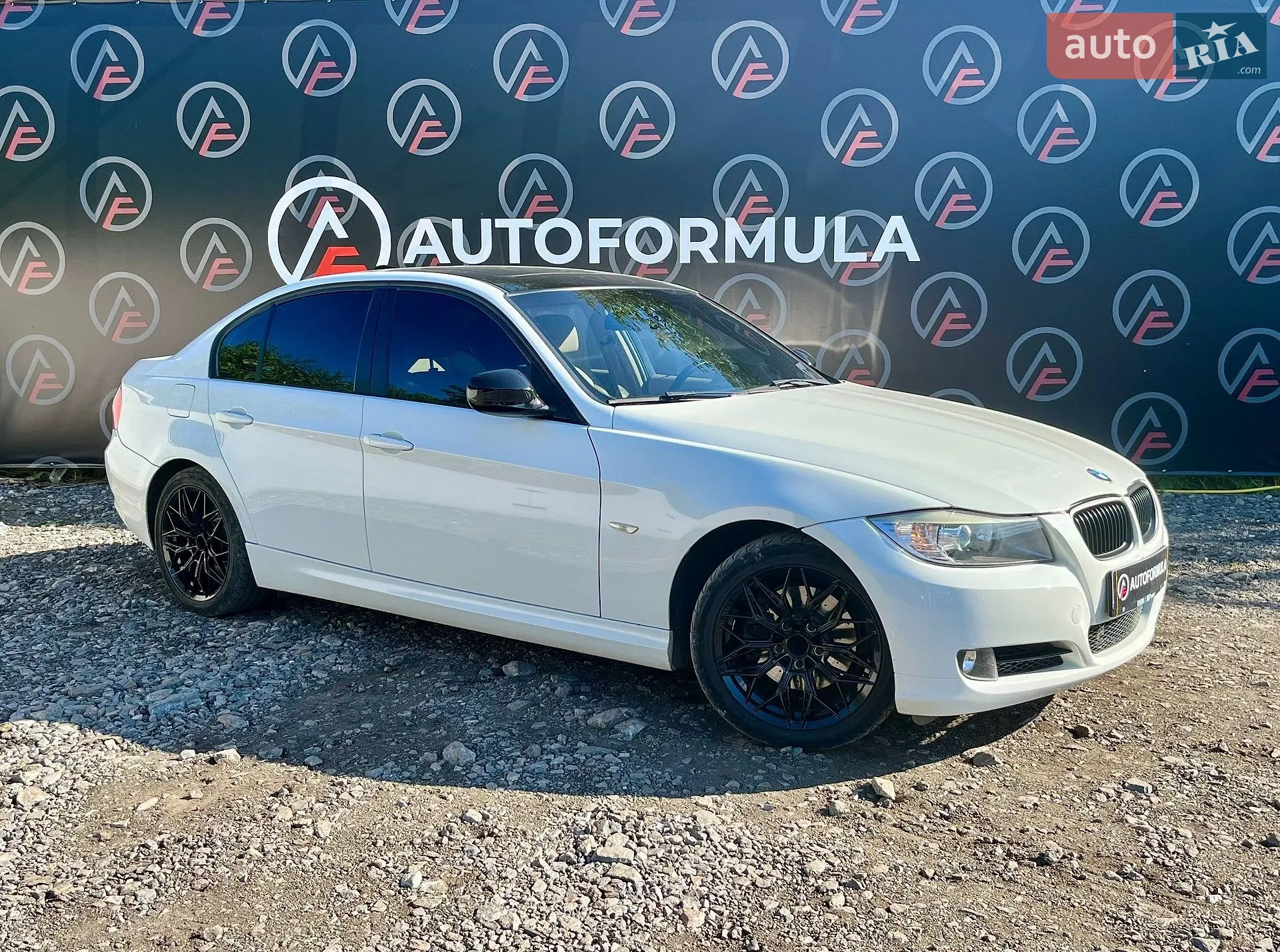 BMW 3 Series, 2010