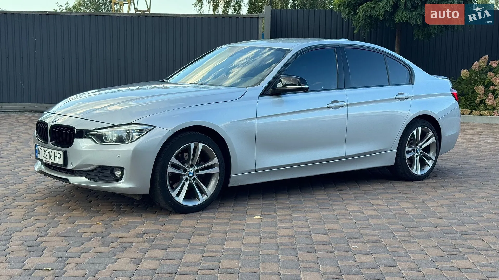 BMW 3 Series, 2017