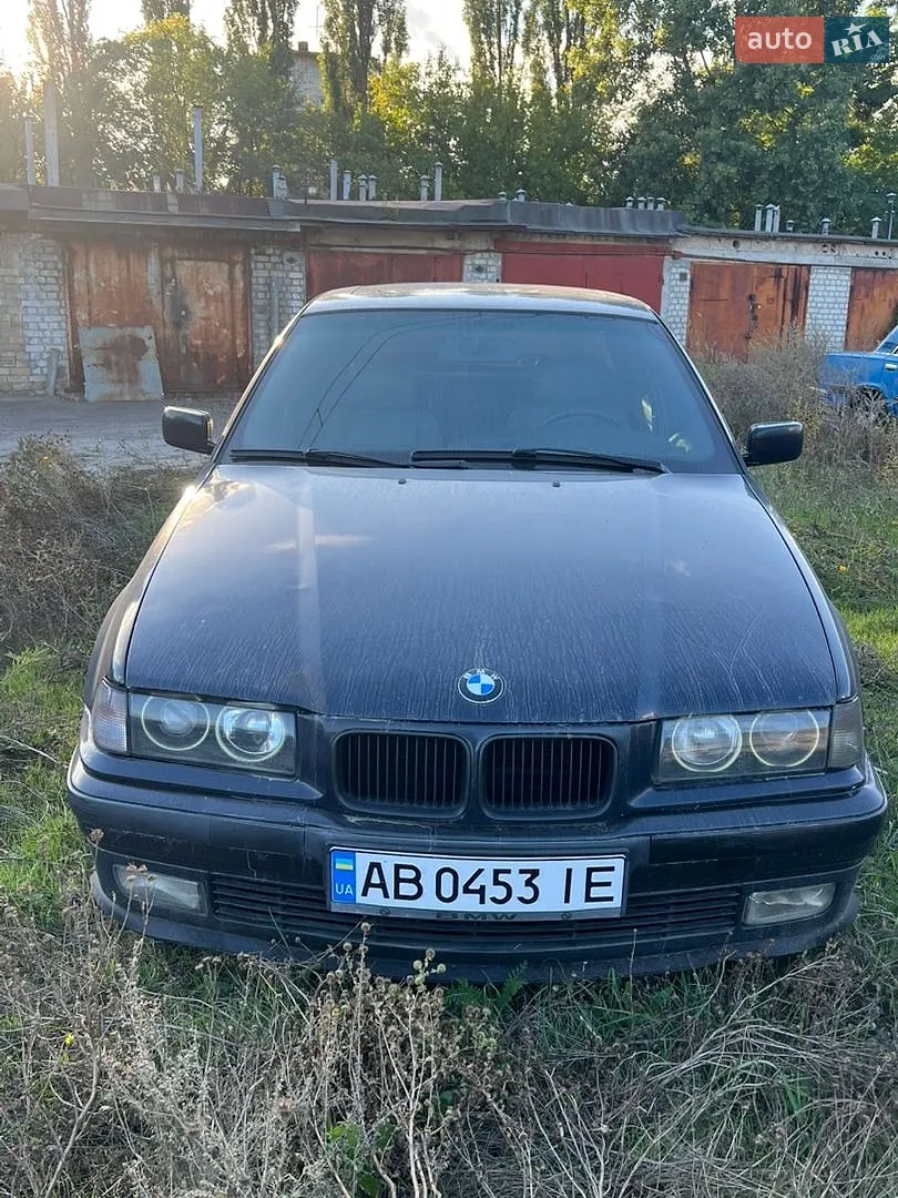 BMW 3 Series, 1993