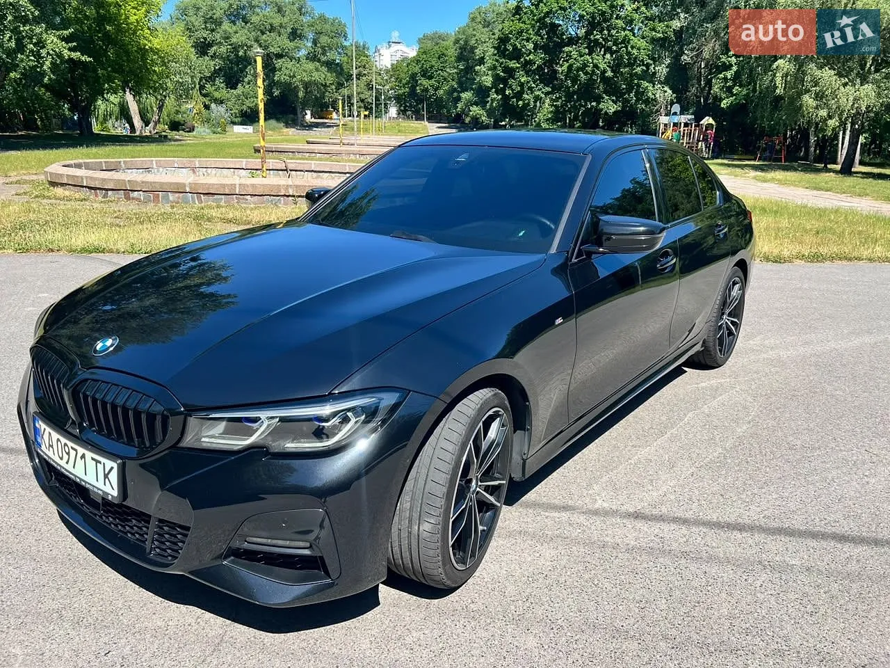 BMW 3 Series, 2022