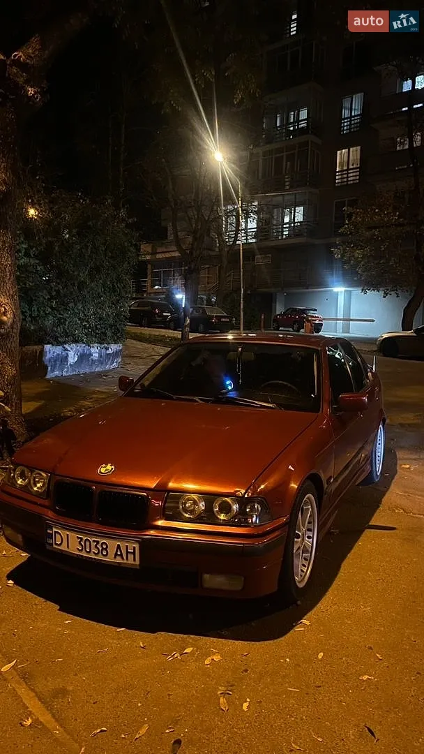 BMW 3 Series, 1993
