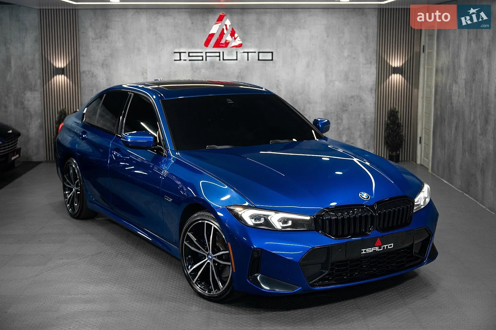 BMW 3 Series, 2023