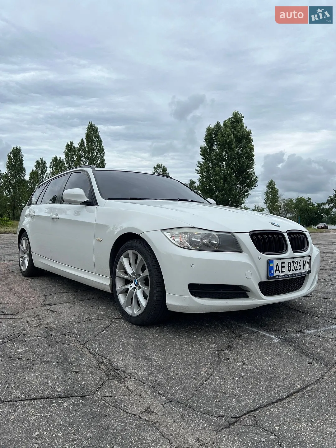 BMW 3 Series, 2011