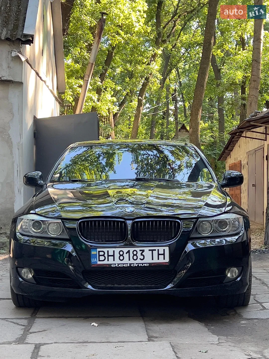 BMW 3 Series, 2011