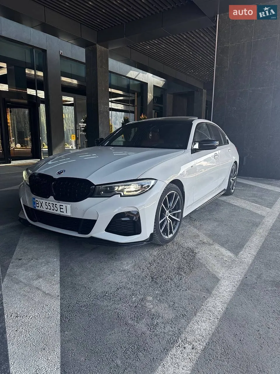 BMW 3 Series, 2019