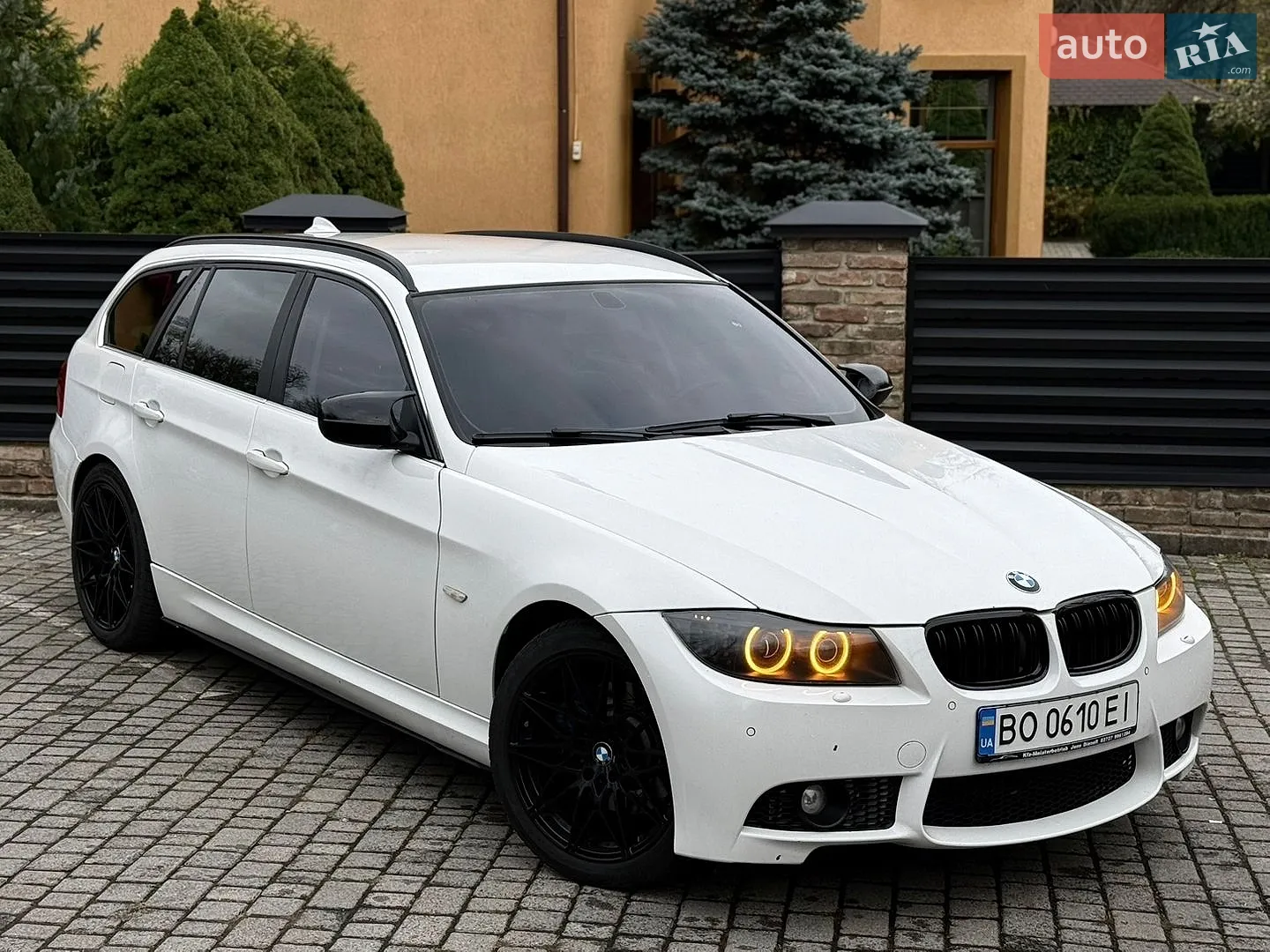 BMW 3 Series, 2011
