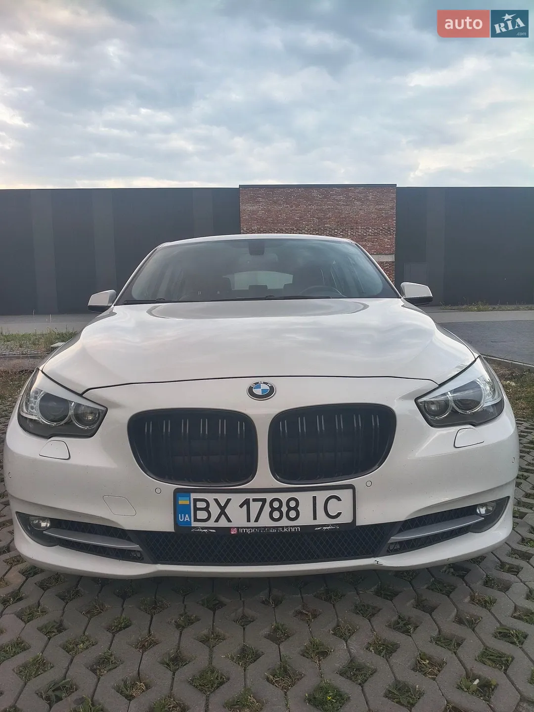 BMW 5 Series GT, 2012