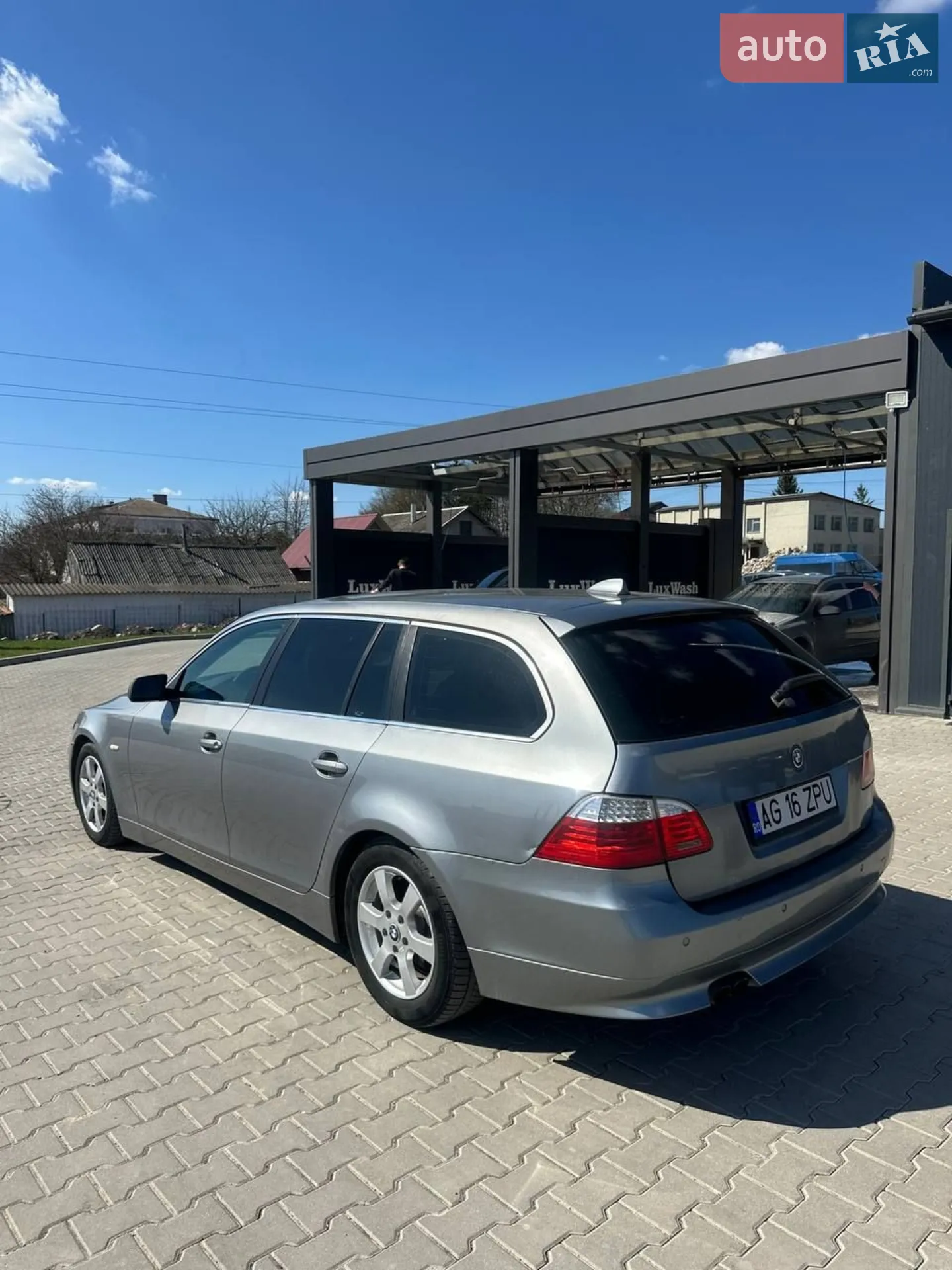 BMW 5 Series, 2004