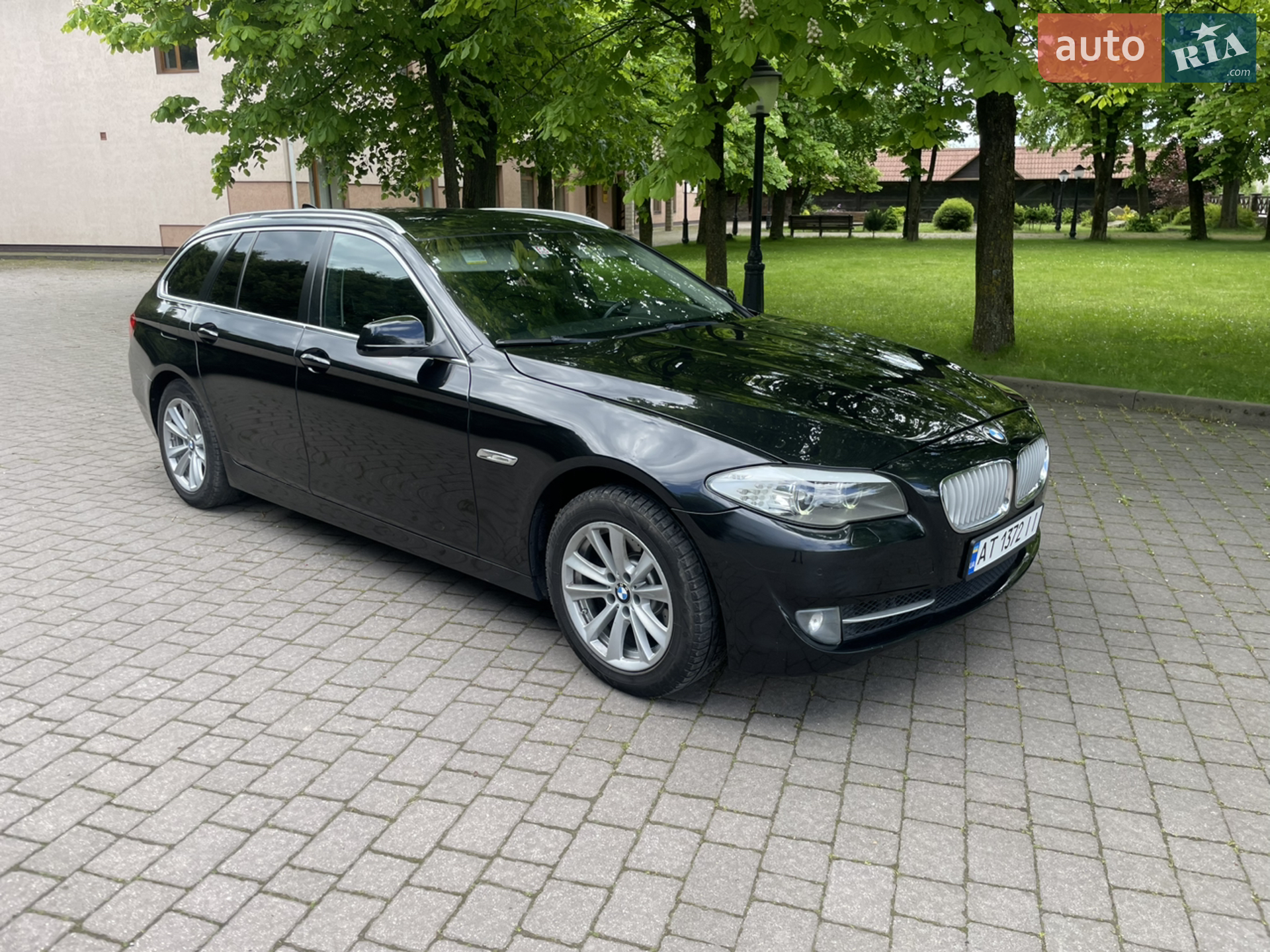 BMW 5 Series, 2011