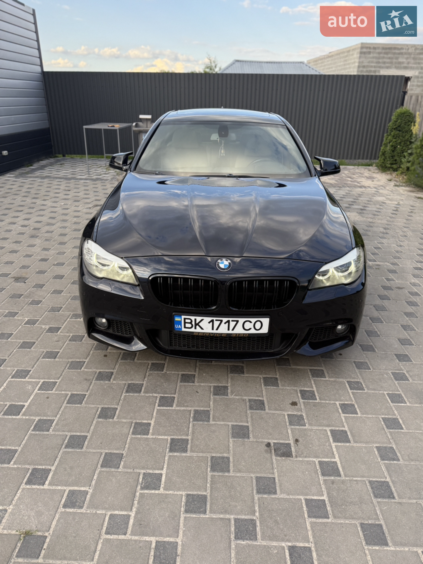 BMW 5 Series, 2011