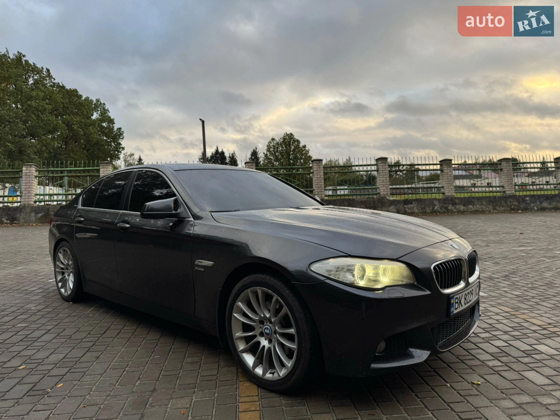 BMW 5 Series, 2011