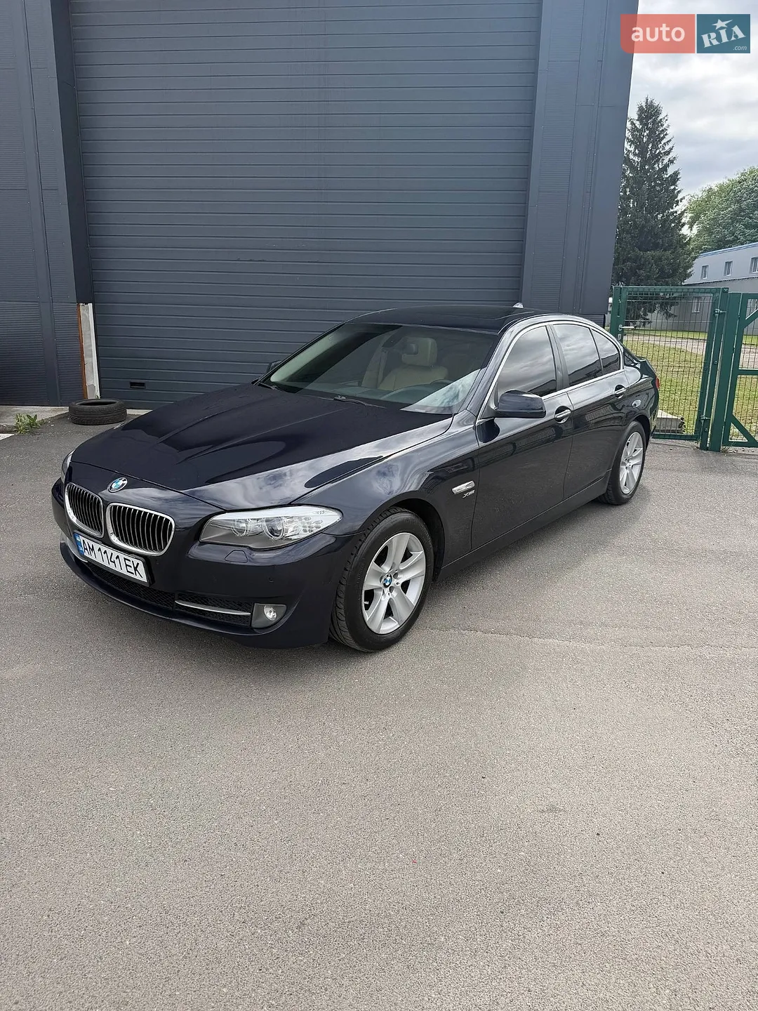 BMW 5 Series, 2011