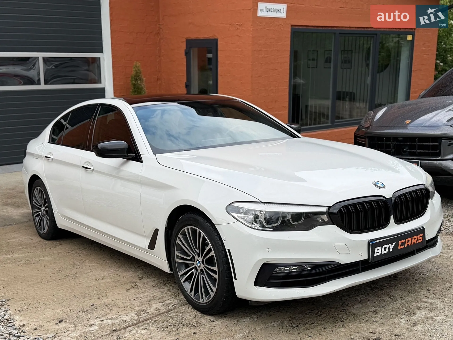 BMW 5 Series, 2017