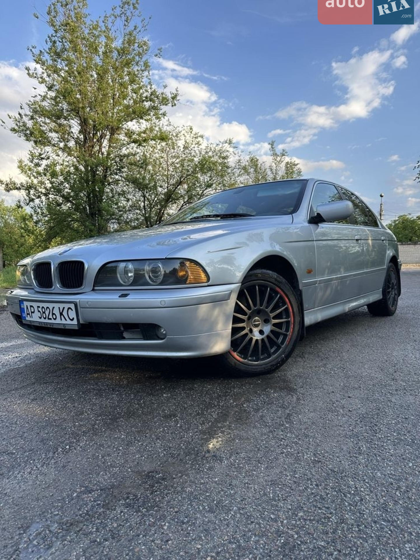 BMW 5 Series, 2001