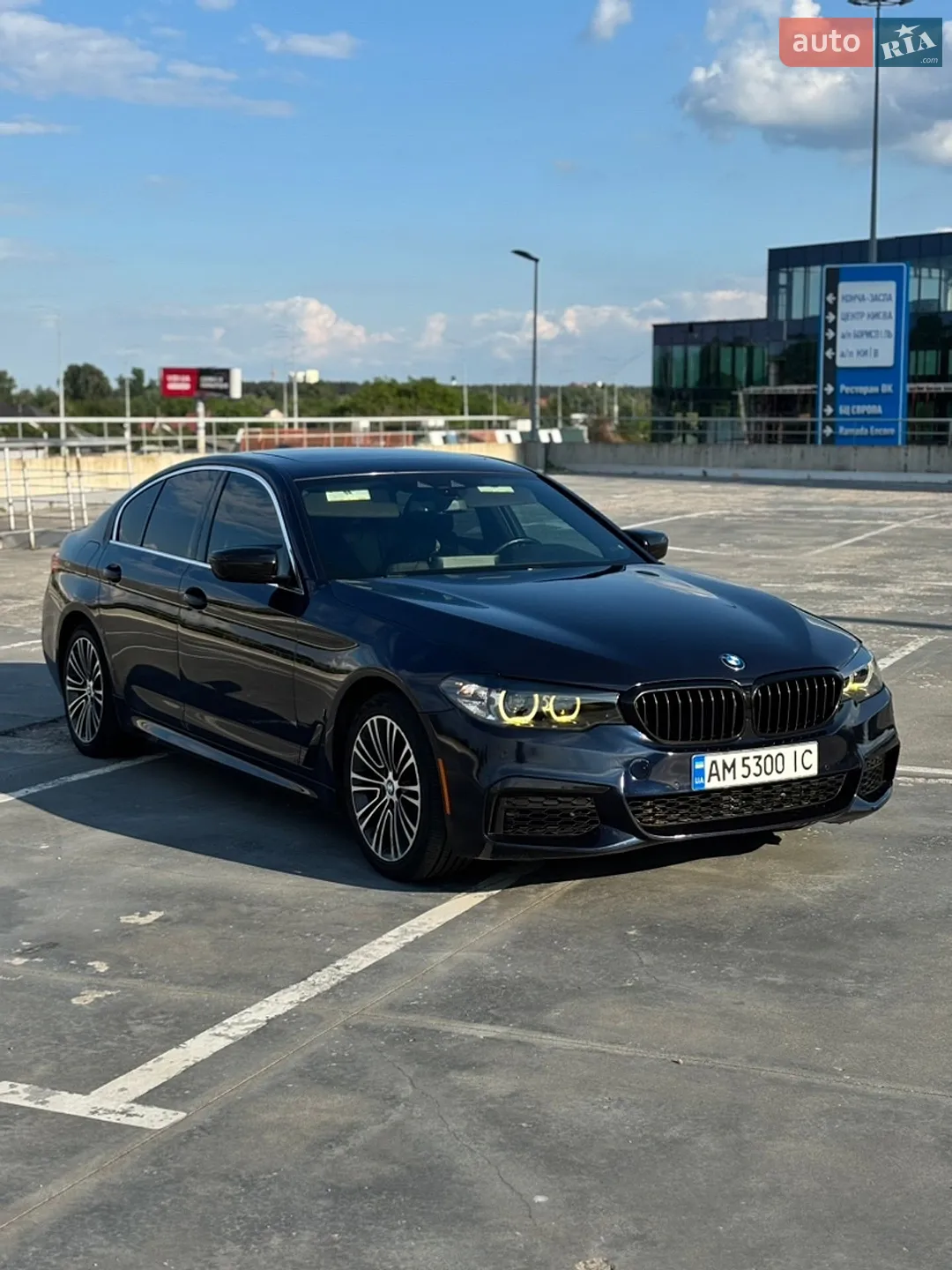BMW 5 Series 2018 — 1