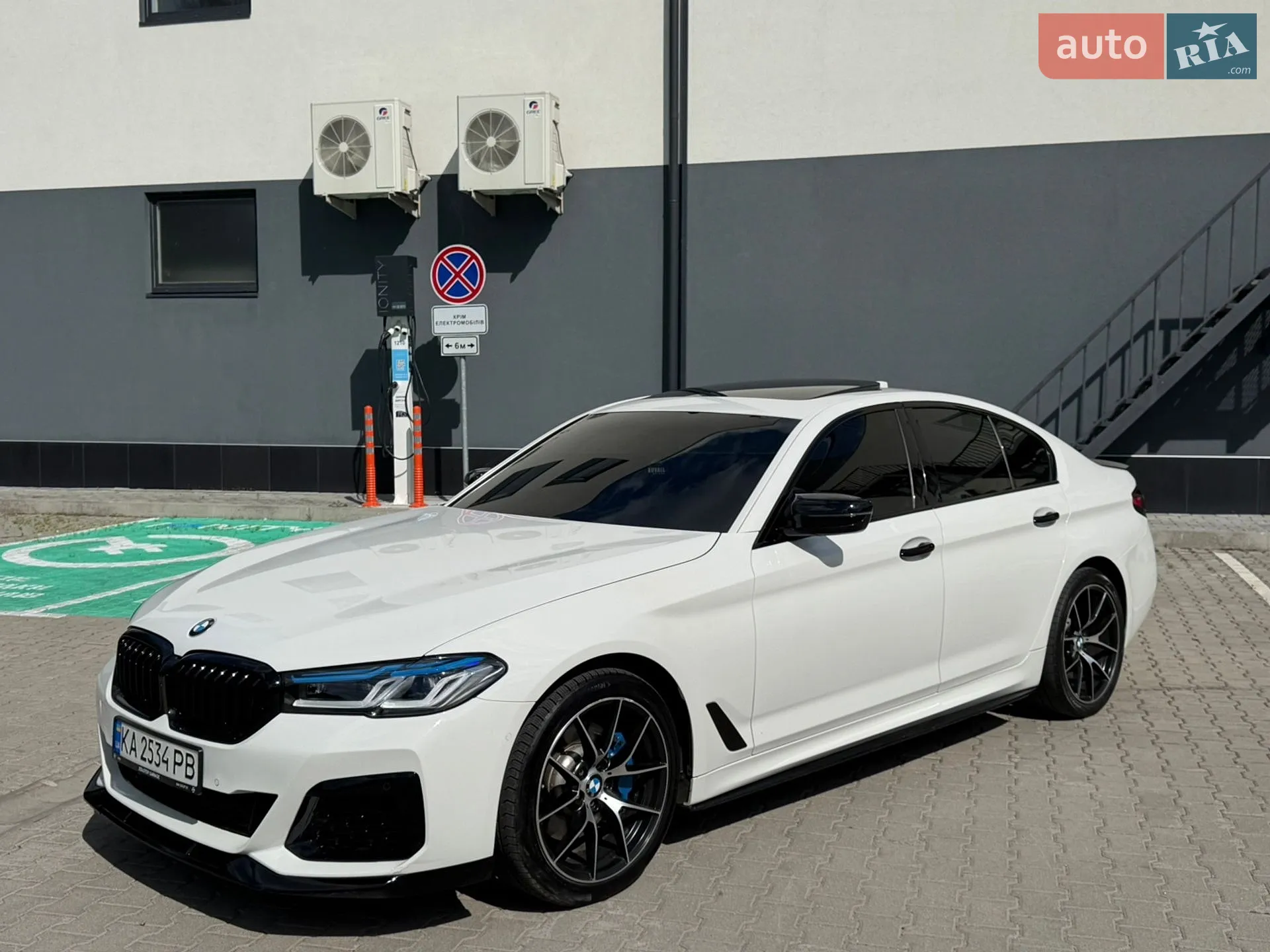 BMW 5 Series, 2017