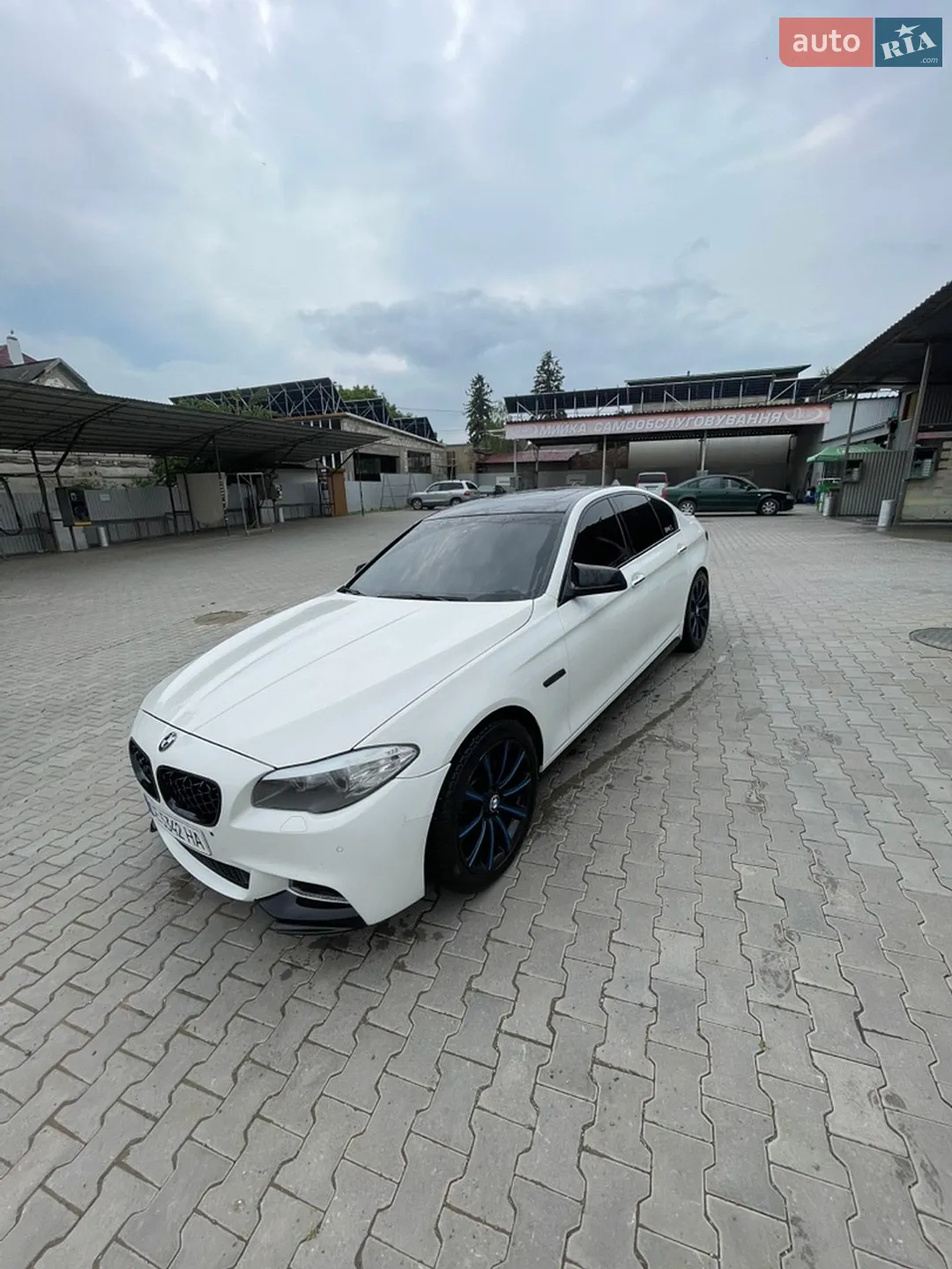 BMW 5 Series, 2010