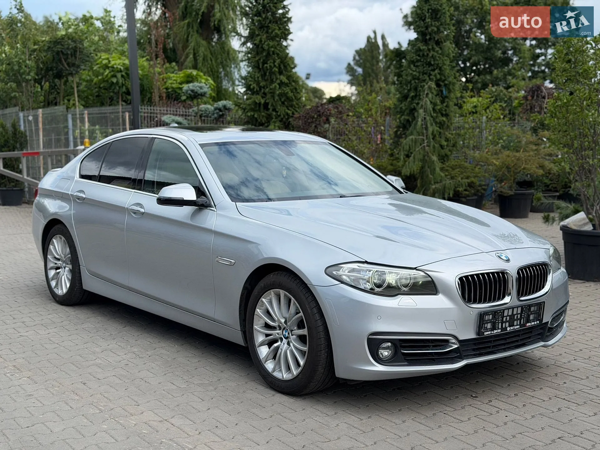 BMW 5 Series, 2015