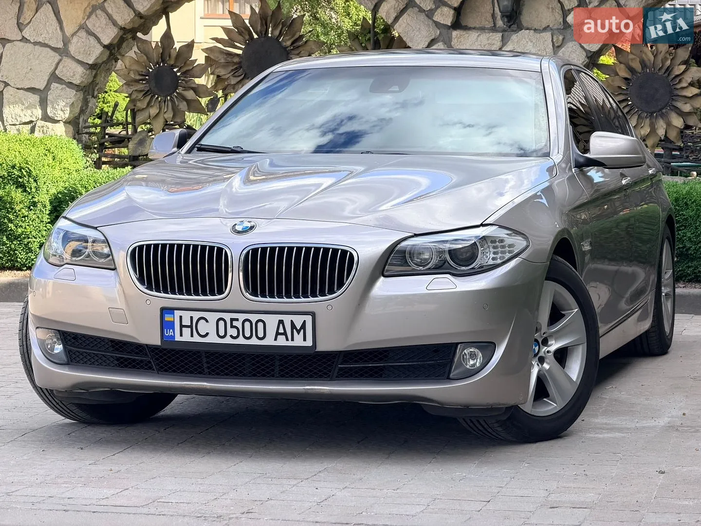BMW 5 Series, 2011