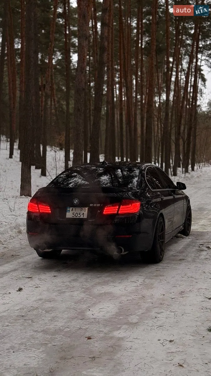 BMW 5 Series, 2011