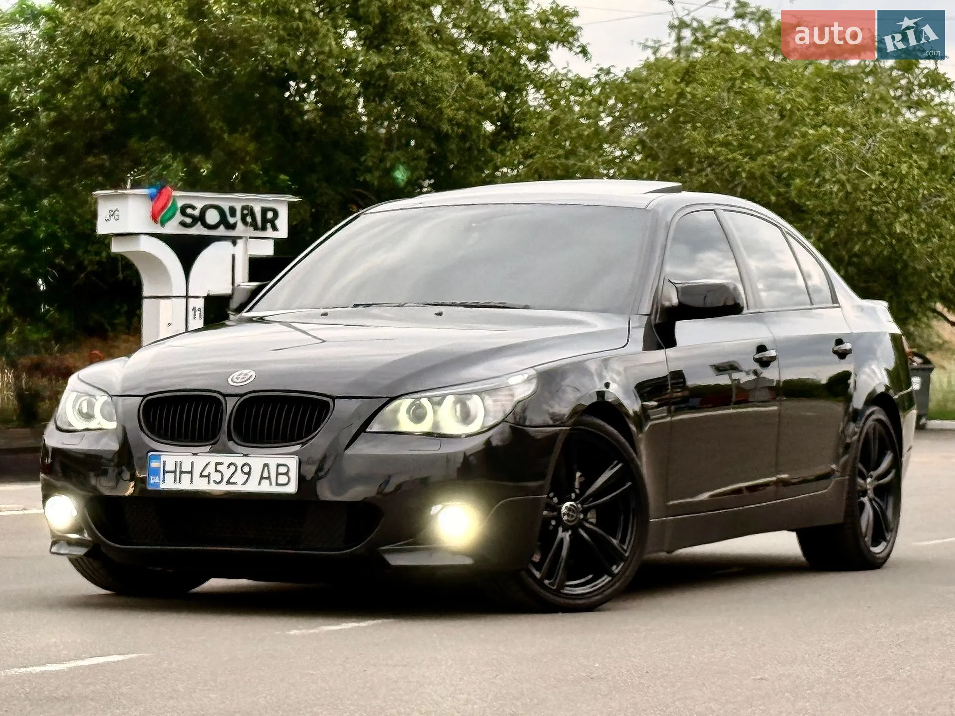 BMW 5 Series, 2004