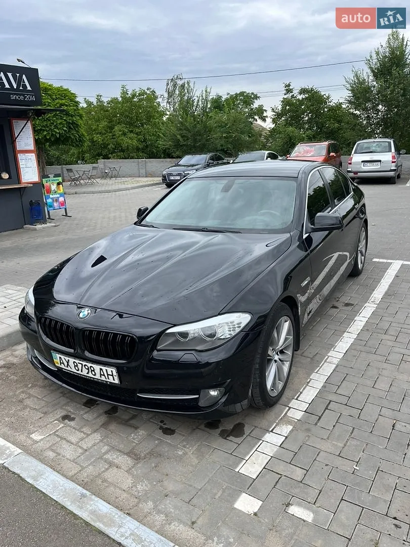 BMW 5 Series, 2011
