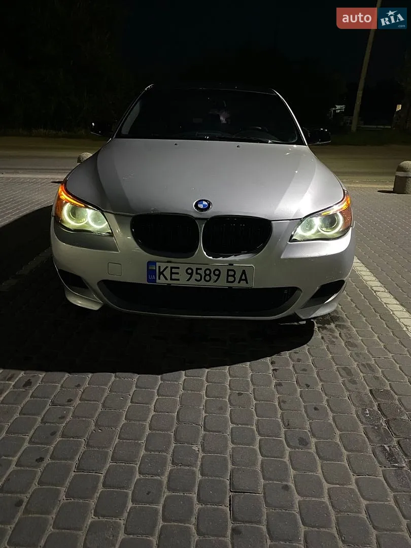 BMW 5 Series, 2003