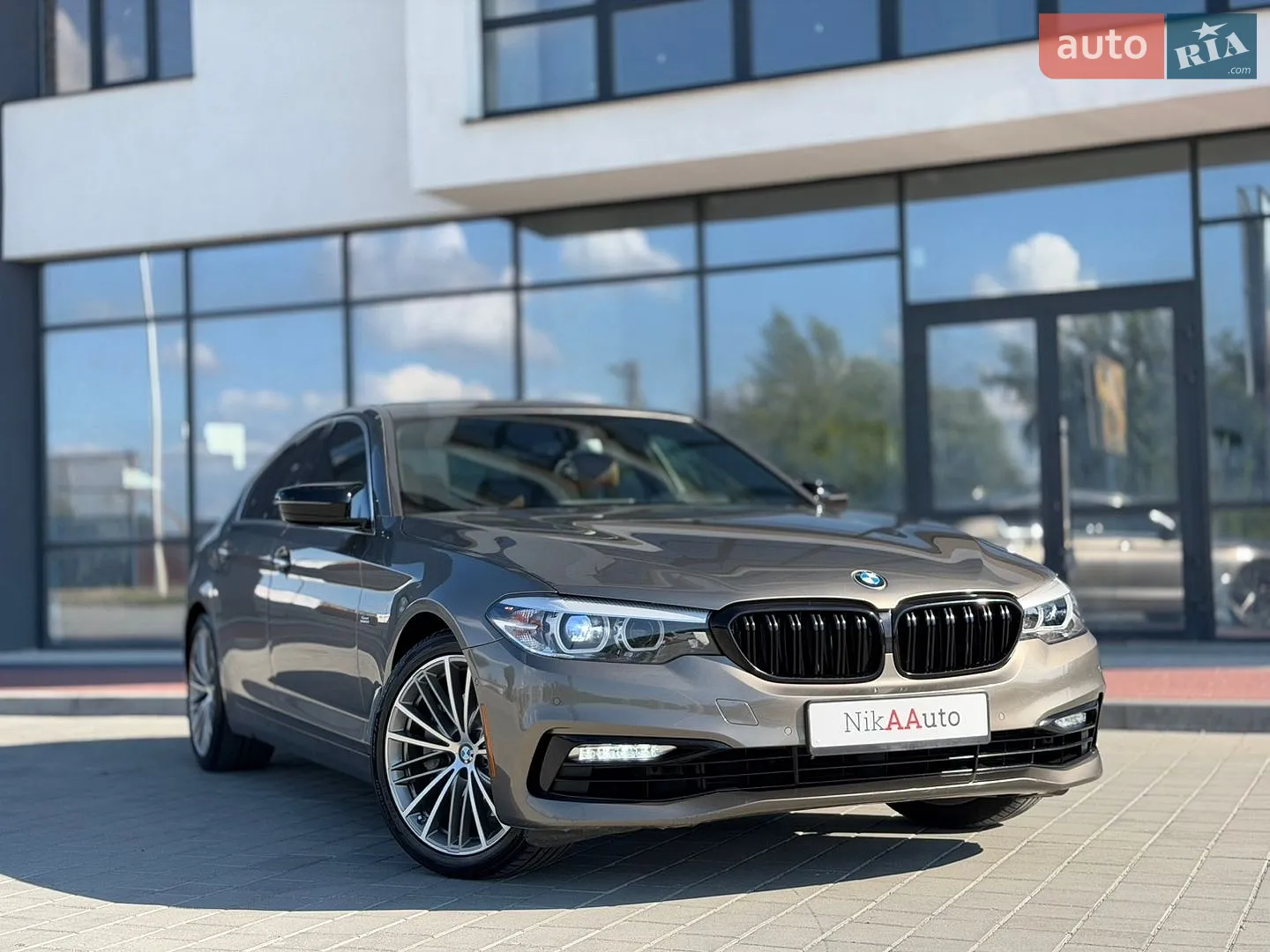 BMW 5 Series, 2018