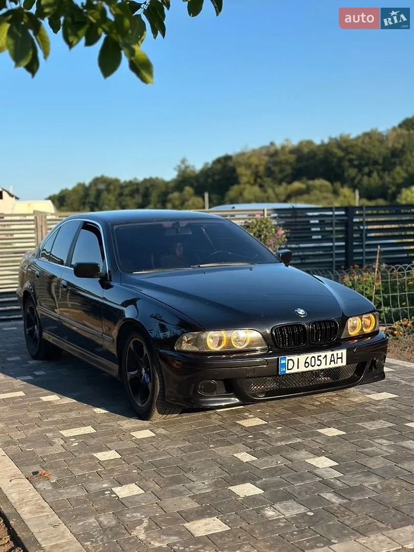 BMW 5 Series, 2001