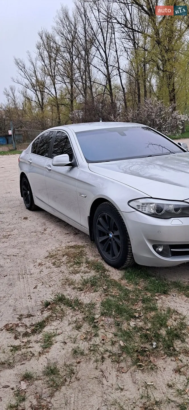 BMW 5 Series, 2011