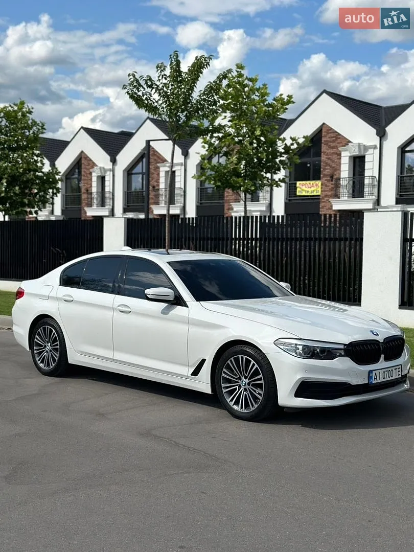 BMW 5 Series, 2019